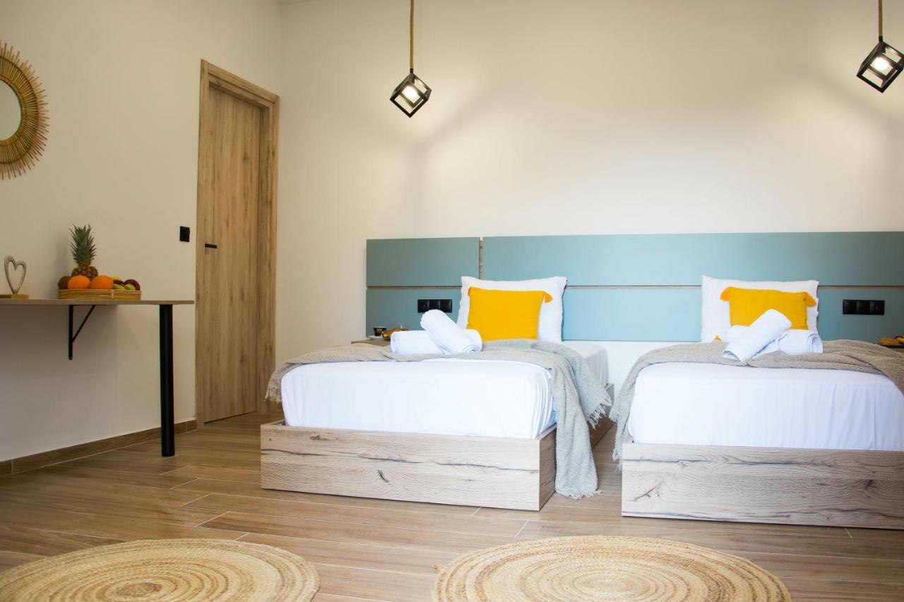Big Max Guesthouse Кавос Экстерьер фото